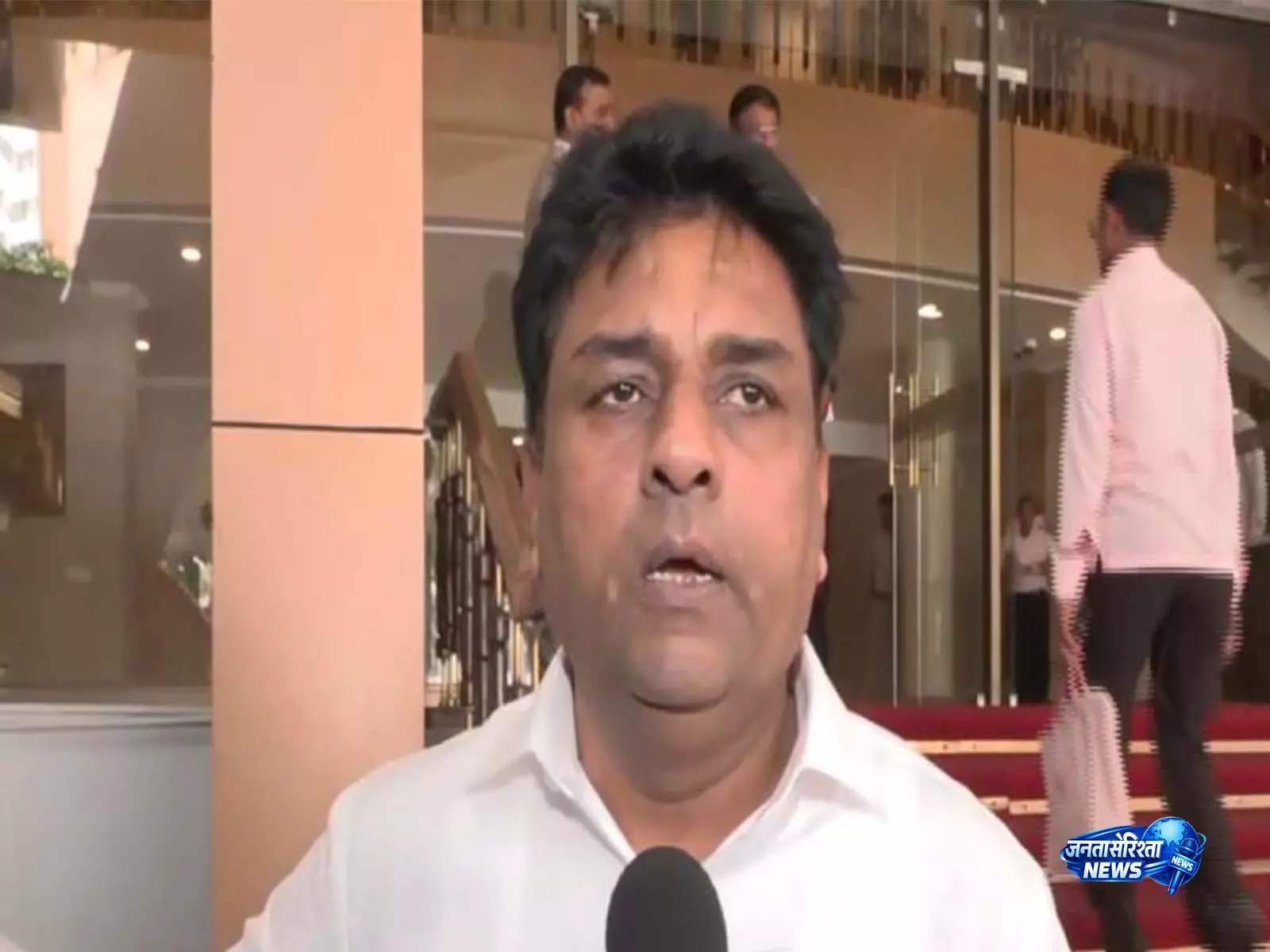 महाड़ घटना पर शिवसेना MLC सख्त: कहा— कानून हाथ में लेने वालों पर हो कड़ी कार्रवाई महाड़ घटना पर शिवसेना MLC सख्त: कहा— कानून हाथ में लेने वालों पर हो कड़ी कार्रवाई