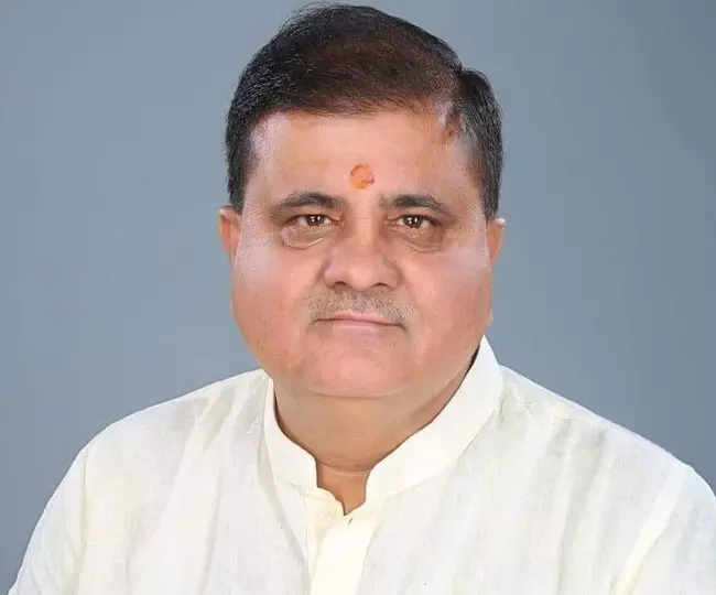 Dehradun: साहसिक फैसलों से अलग पहचान बना रहे हैं धामी : महेंद्र भट्ट Dehradun: साहसिक फैसलों से अलग पहचान बना रहे हैं धामी : महेंद्र भट्ट