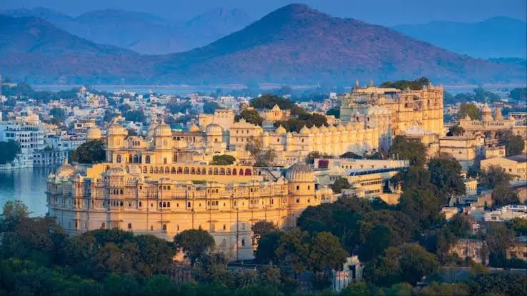 मानसून पर्यटन में उदयपुर की बड़ी उपलब्धि, देश के 15 सबसे सुरक्षित मानसूनी स्थलों में मिला स्थान मानसून पर्यटन में उदयपुर की बड़ी उपलब्धि, देश के 15 सबसे सुरक्षित मानसूनी स्थलों में मिला स्थान