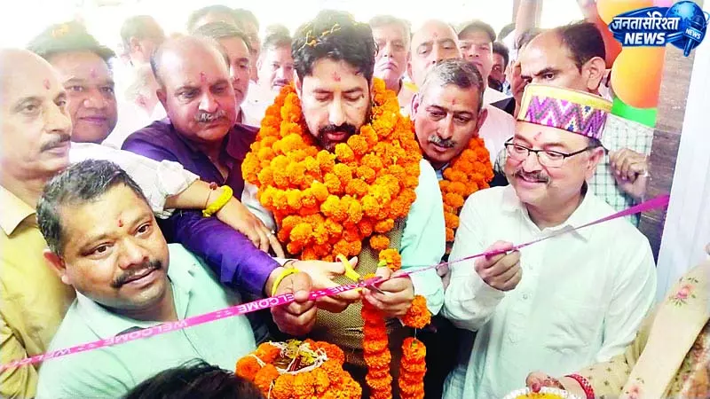 धर्मपुर को मिला नया बीडीओ ऑफिस धर्मपुर को मिला नया बीडीओ ऑफिस