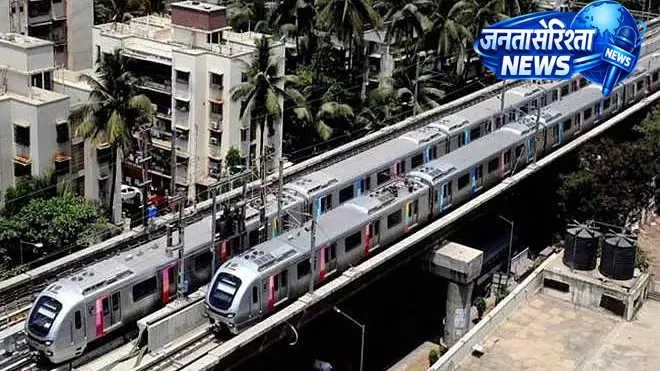 बारिश में मेट्रो की रिकॉर्ड सवारी, 3.65 लाख यात्रियों ने किया सफर बारिश में मेट्रो की रिकॉर्ड सवारी, 3.65 लाख यात्रियों ने किया सफर