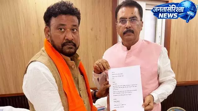 बांकीपुर में बड़ा उलटफेर, BJP प्रत्याशी ने लिया फैसला वापस बांकीपुर में बड़ा उलटफेर, BJP प्रत्याशी ने लिया फैसला वापस