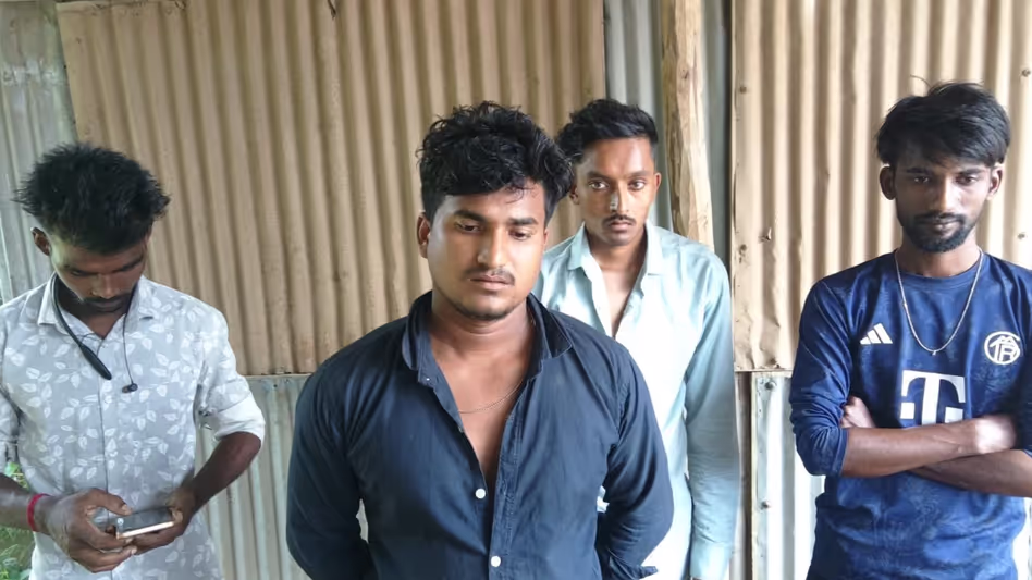 Tripura के खोवाई में चार संदिग्ध बांग्लादेशी नागरिक हिरासत में लिए गए Tripura के खोवाई में चार संदिग्ध बांग्लादेशी नागरिक हिरासत में लिए गए