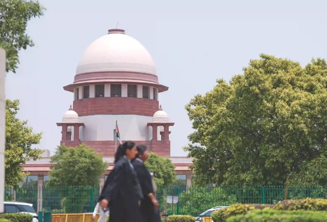 SC ने एक्साइज डिपार्टमेंट कांस्टेबल भर्ती में यथास्थिति बनाए रखने का आदेश दिया, नोटिस जारी SC ने एक्साइज डिपार्टमेंट कांस्टेबल भर्ती में यथास्थिति बनाए रखने का आदेश दिया, नोटिस जारी