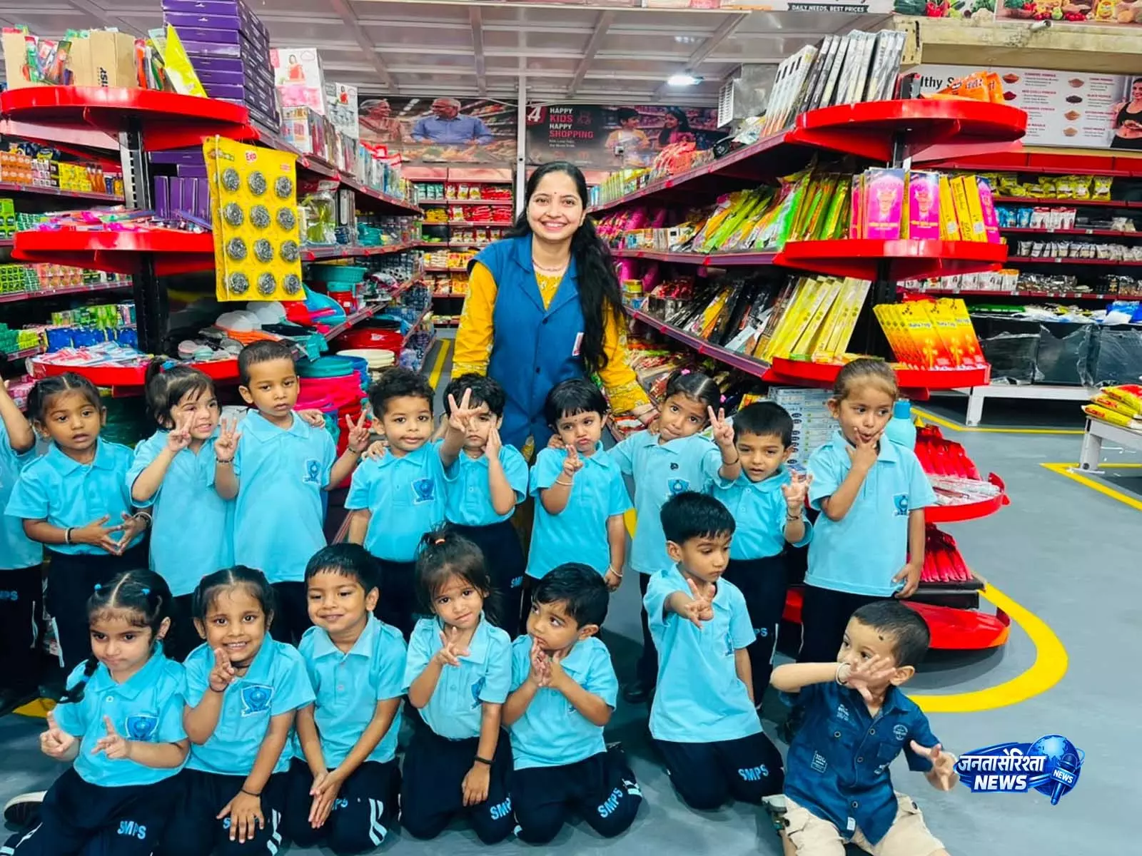 किसान मॉल में बच्चों ने फल-सब्जियों की पहचान सीखी, खेती और पोषण का जाना महत्व किसान मॉल में बच्चों ने फल-सब्जियों की पहचान सीखी, खेती और पोषण का जाना महत्व