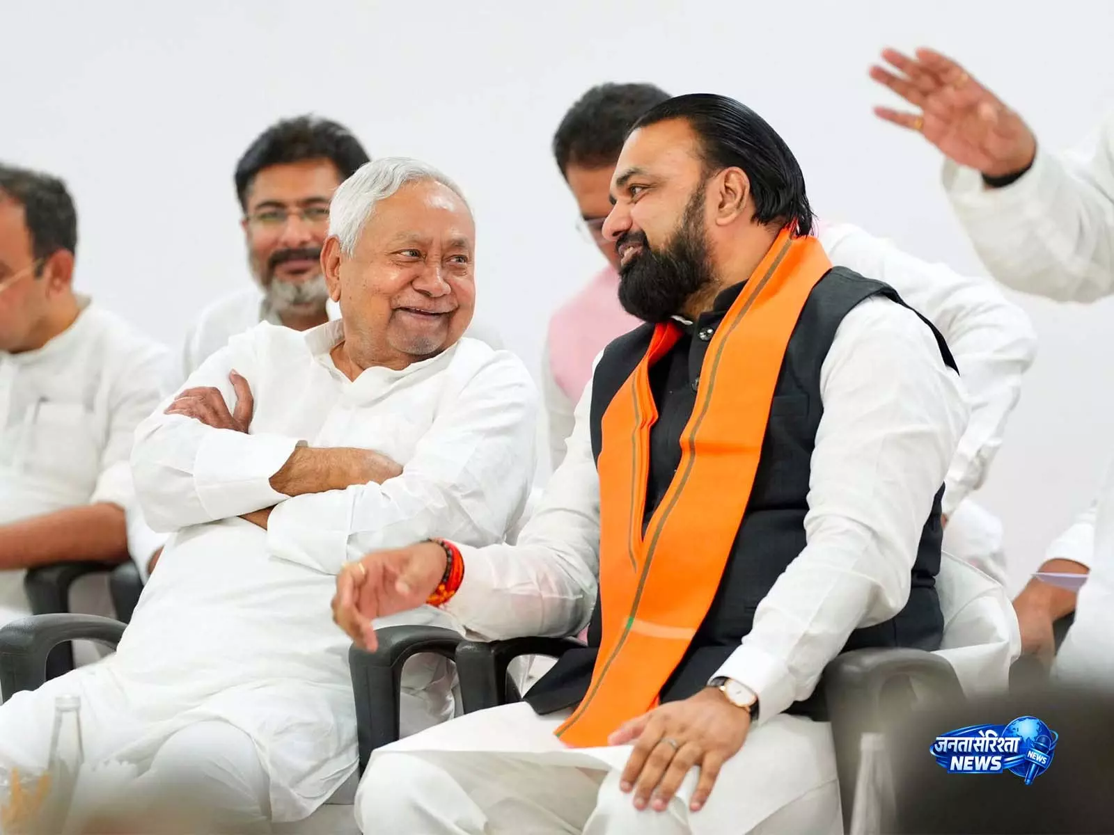 पटना में NDA बैठक, CM सम्राट चौधरी ने संभाली कमान पटना में NDA बैठक, CM सम्राट चौधरी ने संभाली कमान