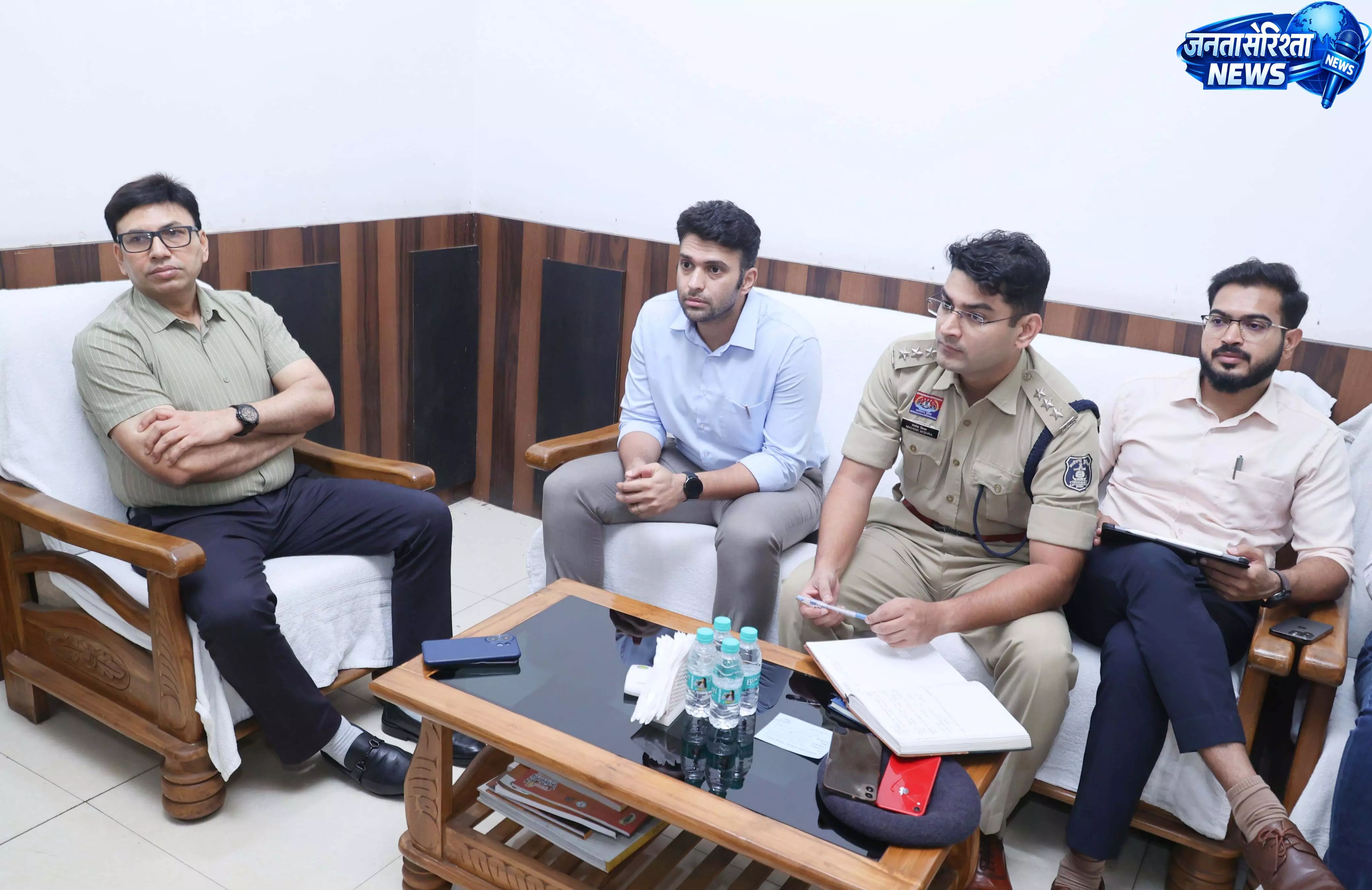 मानसून को लेकर प्रशासन अलर्ट, बाढ़ प्रभावित 17 गांवों की होगी निगरानी मानसून को लेकर प्रशासन अलर्ट, बाढ़ प्रभावित 17 गांवों की होगी निगरानी