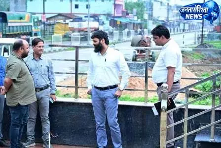कलेक्टर रोहित ने निर्माणाधीन जूदेव चौक व बीटीआई तालाब सौंदर्यीकरण कार्य का किया निरीक्षण कलेक्टर रोहित ने निर्माणाधीन जूदेव चौक व बीटीआई तालाब सौंदर्यीकरण कार्य का किया निरीक्षण