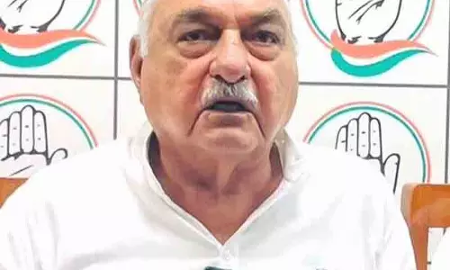Rohtak बाजार में आग: हुडा ने दुकानदारों के लिए राहत मांगी Rohtak बाजार में आग: हुडा ने दुकानदारों के लिए राहत मांगी
