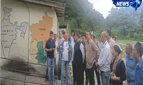 Sikkim: भाजपा अध्यक्ष डॉ. थापा ने लिंगज़ू प्राथमिक विद्यालय के प्रभावित क्षेत्रों का किया निरीक्षण Sikkim: भाजपा अध्यक्ष डॉ. थापा ने लिंगज़ू प्राथमिक विद्यालय के प्रभावित क्षेत्रों का किया निरीक्षण
