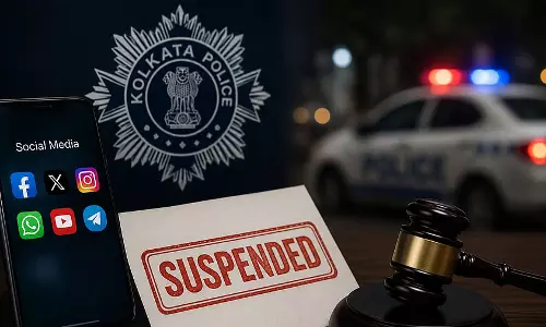 कोलकाता पुलिस के दो DCP सस्पेंड, सोशल मीडिया पर विवादित पोस्ट को लेकर हुई कार्रवाई कोलकाता पुलिस के दो DCP सस्पेंड, सोशल मीडिया पर विवादित पोस्ट को लेकर हुई कार्रवाई