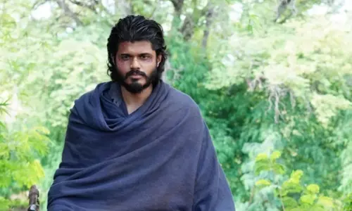 Anand Deverakonda ने तक्षकुडु की शूटिंग पूरी की Anand Deverakonda ने तक्षकुडु की शूटिंग पूरी की