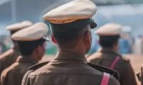 इंस्टाग्राम पर हुई दोस्ती के बाद युवती को परेशान करने का आरोप, पुलिस ने दर्ज की FIR इंस्टाग्राम पर हुई दोस्ती के बाद युवती को परेशान करने का आरोप, पुलिस ने दर्ज की FIR