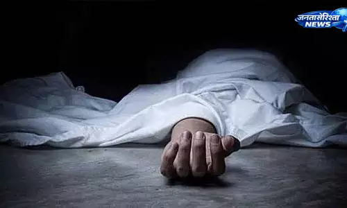 Chhatarpur : बारातियों से भरी तेज रफ्तार पिकअप पलटी, दो की मौत, चार गंभीर घायल