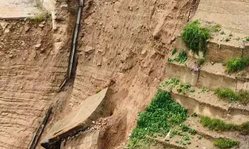 Himachal में भारी बारिश से तबाही, भूस्खलन से सड़कें बंद