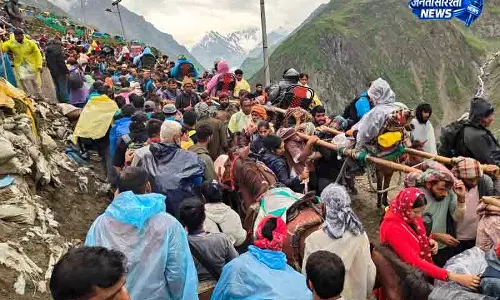 Amarnath Yatra: 9,100 श्रद्धालुओं का जत्था रवाना
