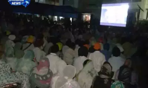 Jammu गुरुद्वारे में दिखाई गई सतलुज Jammu गुरुद्वारे में दिखाई गई सतलुज