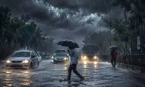 अगले तीन घंटों में बारिश और आंधी-तूफान की संभावना; एर्नाकुलम समेत आठ जिलों में अलर्ट अगले तीन घंटों में बारिश और आंधी-तूफान की संभावना; एर्नाकुलम समेत आठ जिलों में अलर्ट