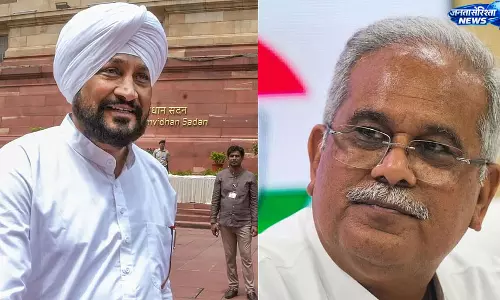 पंजाब कांग्रेस में बढ़ी हलचल, चन्नी गुट के नेताओं ने राणा गुरजीत के घर की बैठक; बघेल से करेंगे चर्चा पंजाब कांग्रेस में बढ़ी हलचल, चन्नी गुट के नेताओं ने राणा गुरजीत के घर की बैठक; बघेल से करेंगे चर्चा