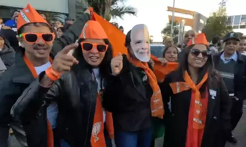 PM मोदी का न्यूजीलैंड में मेगा शो: भारतीय प्रवासियों ने किया जोरदार स्वागत PM मोदी का न्यूजीलैंड में मेगा शो: भारतीय प्रवासियों ने किया जोरदार स्वागत