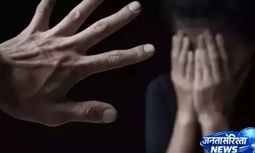 महिला शिक्षिका मामला: प्रिंसिपल और भाई सहित पांच आरोपी, जांच शुरू महिला शिक्षिका मामला: प्रिंसिपल और भाई सहित पांच आरोपी, जांच शुरू