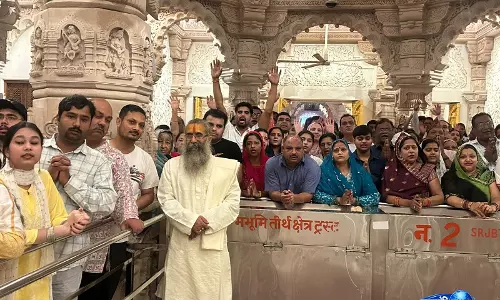 ट्रस्टी Mahant Dinendra Das का कहना है कि राम मंदिर आने वाले श्रद्धालुओं की संख्या में कोई कमी नहीं आई ट्रस्टी Mahant Dinendra Das का कहना है कि राम मंदिर आने वाले श्रद्धालुओं की संख्या में कोई कमी नहीं आई
