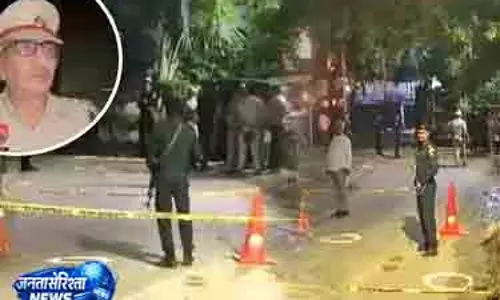 HC ने YouTuber की निवारक गिरफ्तारी पर सरकार से जवाब मांगा HC ने YouTuber की निवारक गिरफ्तारी पर सरकार से जवाब मांगा