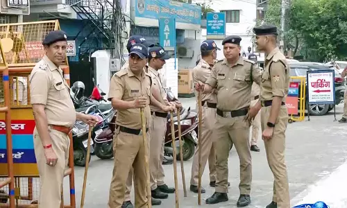 बद्रीनाथ ब्रेकिंग: चढ़ावा घोटाले की जांच में जुटी SIT, मंदिर के CCTV फुटेज लेगी अपने कब्जे में बद्रीनाथ ब्रेकिंग: चढ़ावा घोटाले की जांच में जुटी SIT, मंदिर के CCTV फुटेज लेगी अपने कब्जे में