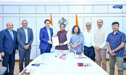 ओडिशा में निवेश बढ़ाएगा बिड़ला ग्रुप, CM माझी से हुई बैठक
