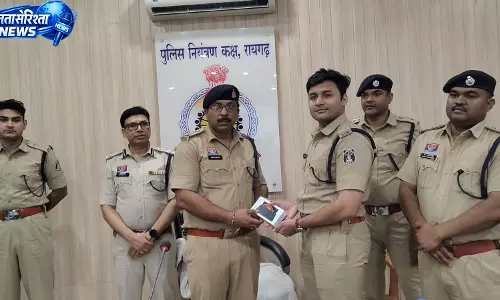 रायगढ़ पुलिस को मिले 105 स्मार्ट मोबाइल डेटा टर्मिनल रायगढ़ पुलिस को मिले 105 स्मार्ट मोबाइल डेटा टर्मिनल