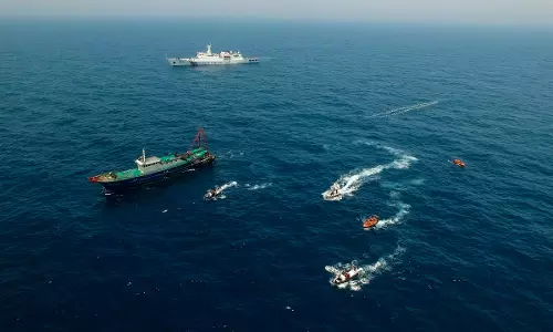 Vietnam में भारतीय पर्यटकों को ले जा रही नाव पलटी, कई लोगों की मौत