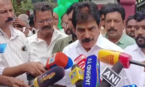 केरल ब्रेकिंग: पूर्व माकपा विधायक जी सुधाकरन को लेकर कांग्रेस के तेवर तल्ख, वेणुगोपाल ने दिया साथ का भरोसा केरल ब्रेकिंग: पूर्व माकपा विधायक जी सुधाकरन को लेकर कांग्रेस के तेवर तल्ख, वेणुगोपाल ने दिया साथ का भरोसा