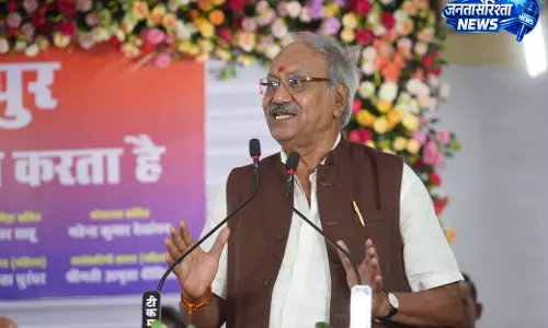 राजनीति में संविधान और कानून के जानकारों का आना जरूरी: बृजमोहन अग्रवाल राजनीति में संविधान और कानून के जानकारों का आना जरूरी: बृजमोहन अग्रवाल