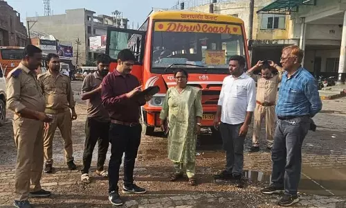 Jaunpur में परिवहन विभाग का एक्शन, 338 स्कूली वाहन जांच में फेल