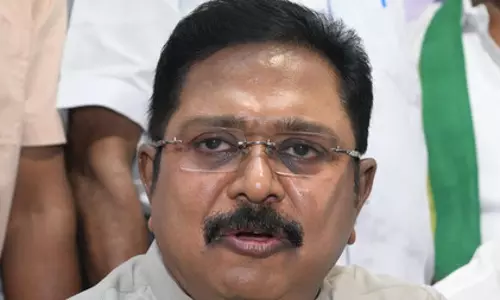 DMK-AIADMK गठबंधन से इनकार नहीं: टीटीवी दिनाकरन का बड़ा बयान DMK-AIADMK गठबंधन से इनकार नहीं: टीटीवी दिनाकरन का बड़ा बयान