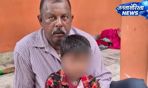 चार साल का बच्चा मंदिर में मिला अकेला, CCTV से खुला राज चार साल का बच्चा मंदिर में मिला अकेला, CCTV से खुला राज