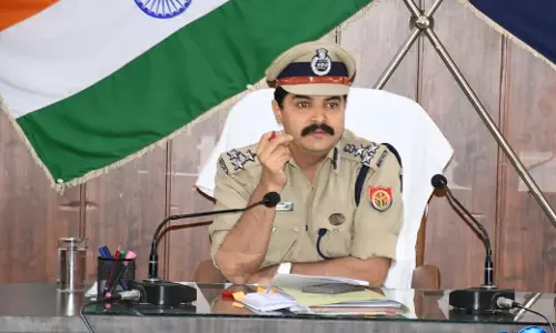 Meerut रेंज में बदमाशों की निगरानी बढ़ी, सैकड़ों अपराधियों पर कार्रवाई Meerut रेंज में बदमाशों की निगरानी बढ़ी, सैकड़ों अपराधियों पर कार्रवाई