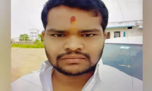 शबाद हत्याकांड के पीड़ित के परिजनों ने पुलिस की निष्क्रियता के खिलाफ प्रदर्शन किया शबाद हत्याकांड के पीड़ित के परिजनों ने पुलिस की निष्क्रियता के खिलाफ प्रदर्शन किया