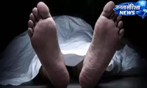 अलीगढ़ में ड्यूटी के बीच पुलिसकर्मी को आया हार्ट अटैक अलीगढ़ में ड्यूटी के बीच पुलिसकर्मी को आया हार्ट अटैक