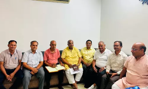 नौगावां ट्रस्ट की बैठक में व्यवस्थाओं को लेकर कई महत्वपूर्ण निर्णय नौगावां ट्रस्ट की बैठक में व्यवस्थाओं को लेकर कई महत्वपूर्ण निर्णय