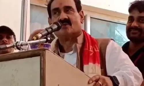 दतिया उपचुनाव: Ashutosh Tiwari को टिकट पर नरोत्तम मिश्रा बोले, कोई नाराजगी नहीं