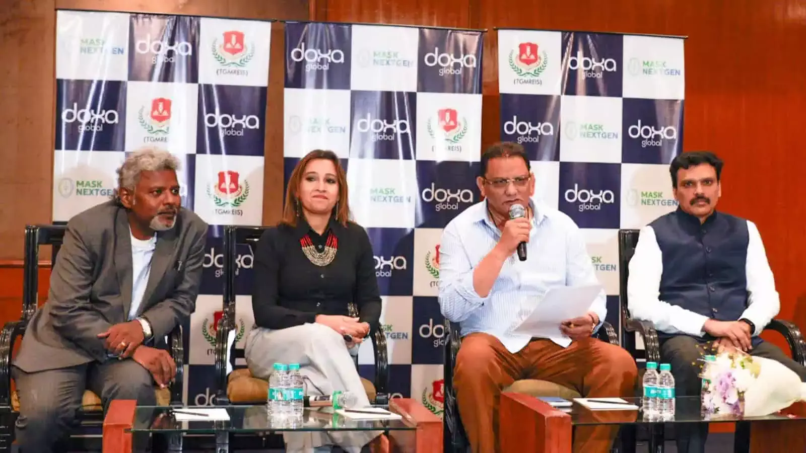 Hyderabad: AI के जरिए छात्रों को सशक्त बनाने की पहल, अजहरुद्दीन ने किया शुभारंभ Hyderabad: AI के जरिए छात्रों को सशक्त बनाने की पहल, अजहरुद्दीन ने किया शुभारंभ
