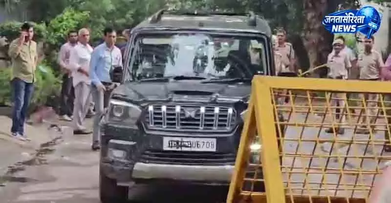 Gurugram एनकाउंटर: परिजनों ने गैंगस्टर से संबंध नकारे Gurugram एनकाउंटर: परिजनों ने गैंगस्टर से संबंध नकारे