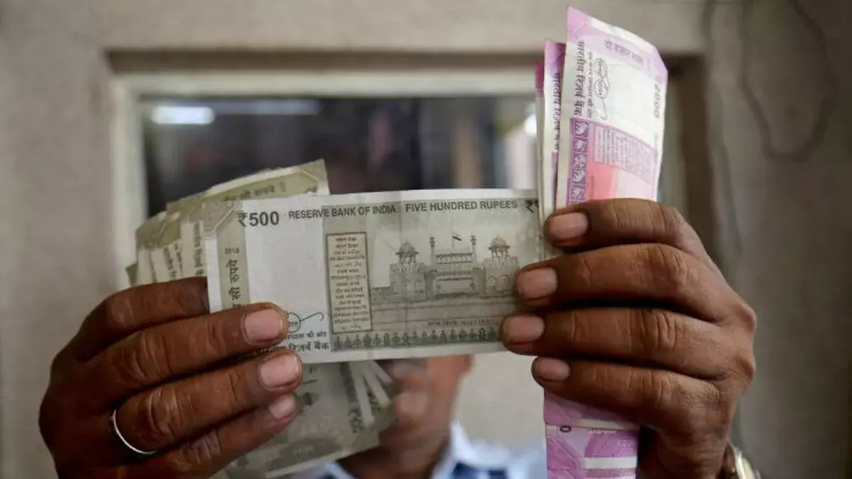 स्थानीय निकायों के फंड पर रोक, हजारों करोड़ रुपये अब तक नहीं हुए जारी स्थानीय निकायों के फंड पर रोक, हजारों करोड़ रुपये अब तक नहीं हुए जारी