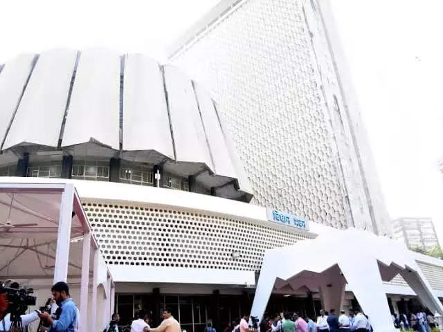 Mumbai: महाराष्ट्र विधानमंडल के शीतकालीन अधिवेशन की तारीख तय, 7 दिसंबर से शुरुआत Mumbai: महाराष्ट्र विधानमंडल के शीतकालीन अधिवेशन की तारीख तय, 7 दिसंबर से शुरुआत