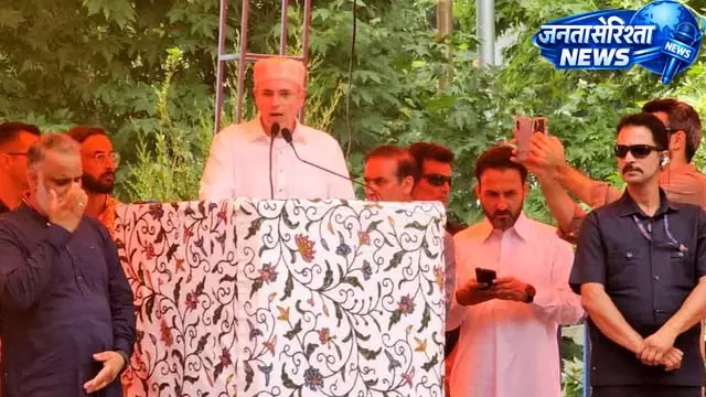 राजभवन बनाम सरकार पर उमर अब्दुल्ला ने उठाए सवाल राजभवन बनाम सरकार पर उमर अब्दुल्ला ने उठाए सवाल