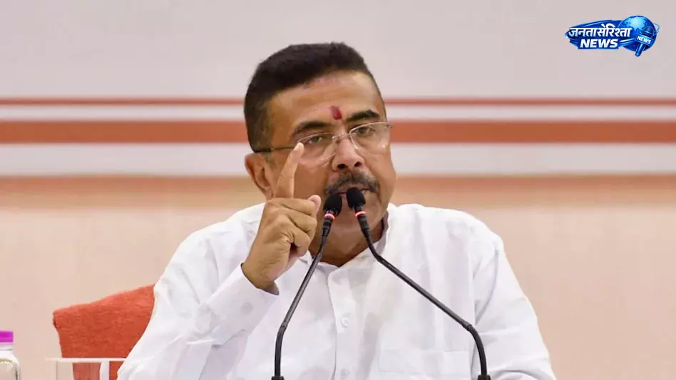 बारुईपुर दुष्कर्म-हत्या मामले में पीड़ित परिवार से मिले शुभेंदु अधिकारी बारुईपुर दुष्कर्म-हत्या मामले में पीड़ित परिवार से मिले शुभेंदु अधिकारी