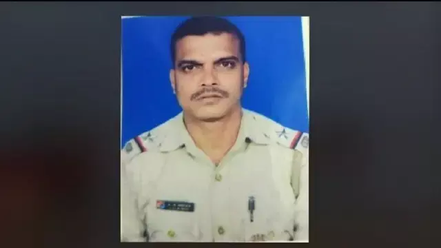 Khordha: जमीन विवाद सुलझाने के लिए 5,000 रुपये रिश्वत लेते एएसआई विजिलेंस के हत्थे चढ़ा Khordha: जमीन विवाद सुलझाने के लिए 5,000 रुपये रिश्वत लेते एएसआई विजिलेंस के हत्थे चढ़ा