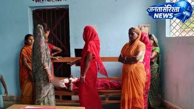 खेत में अकेली महिला से दरिंदगी, आरोपी फरार खेत में अकेली महिला से दरिंदगी, आरोपी फरार