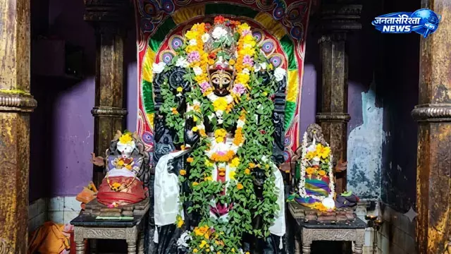 Puri : अलारनाथ मंदिर में उमड़ी श्रद्धालुओं की भीड़ Puri : अलारनाथ मंदिर में उमड़ी श्रद्धालुओं की भीड़